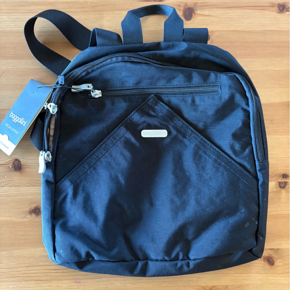 Baggallini Concord  Black Backpack Special Edition NWT